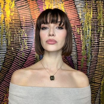 Κολιέ:Χρυσό-Μαύρο ''Ν''